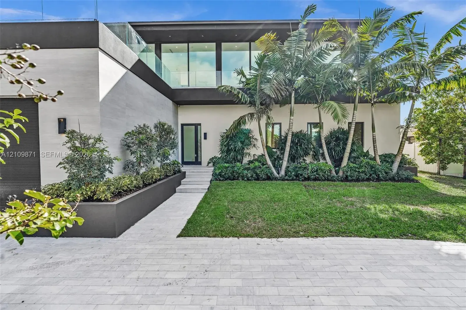 13045 Coronado Ter, North Miami FL 33181