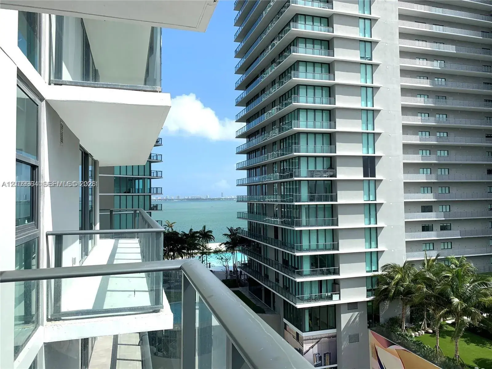 1 bedroom 1 bath Residential for sale at 501 NE 31st St # 707, Miami FL 33137