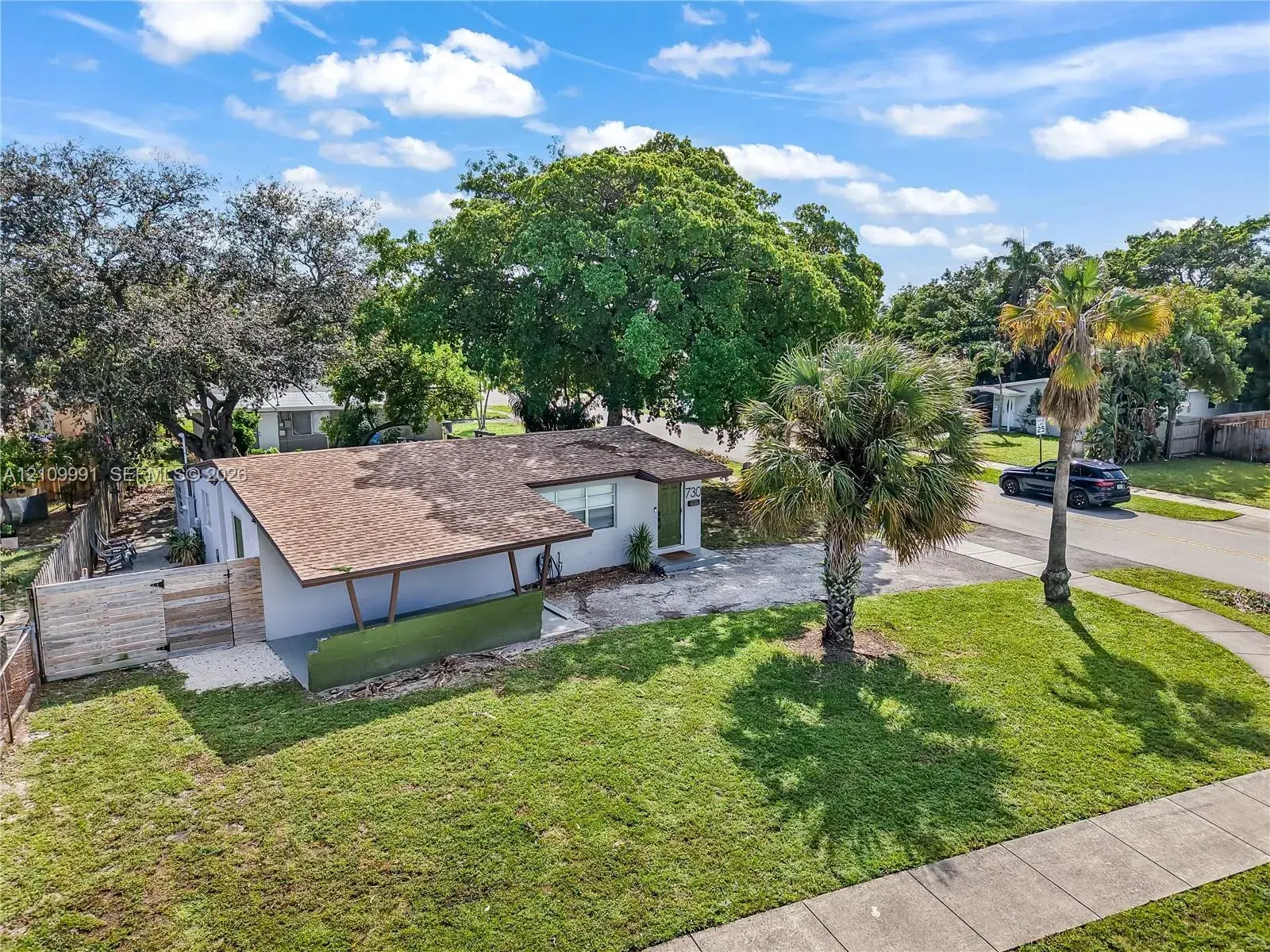 3 bedroom 3 bath Residential for sale at 730 NE 58th St, Oakland Park FL 33334