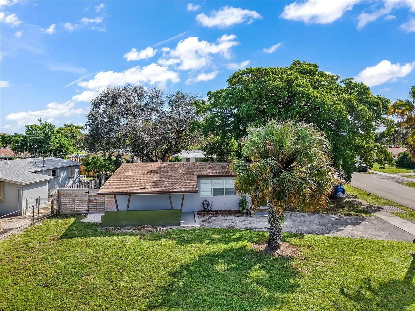 730 NE 58th St, Oakland Park FL 33334