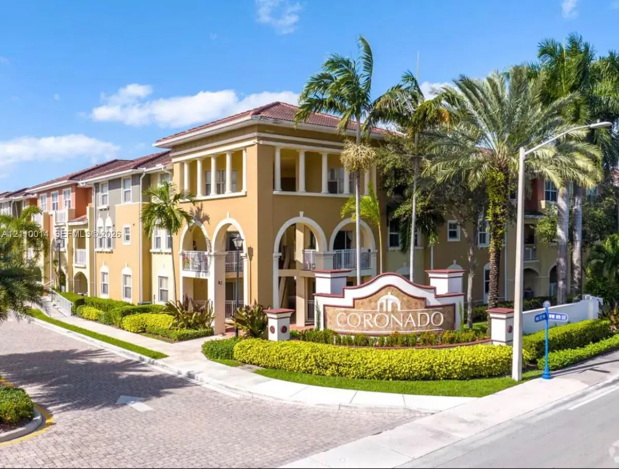 3 bedroom 2 bath Residential for sale at 8999 NW 107th Ct # 1, Doral FL 33178