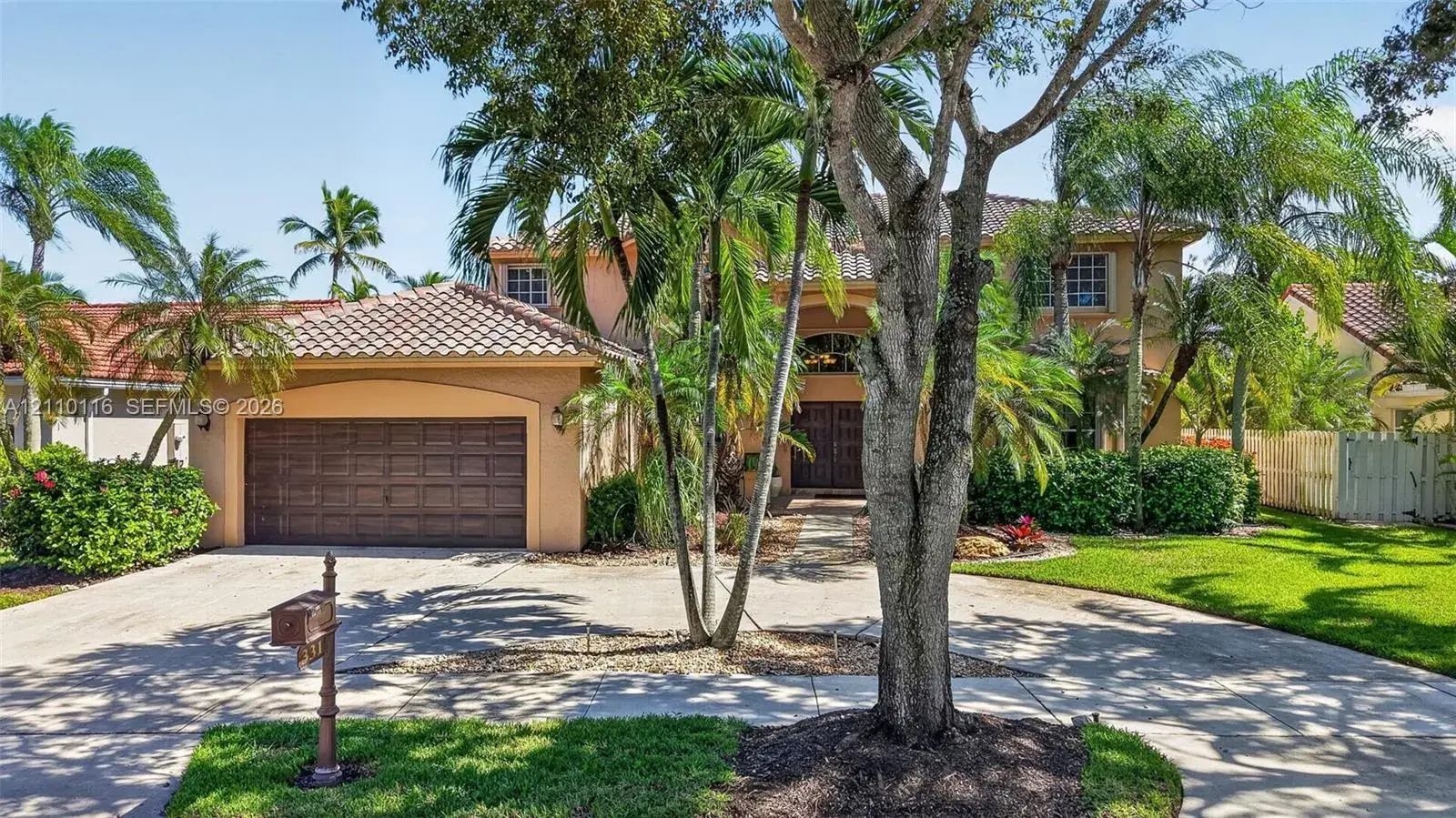 5 bedroom 3 bath Residential for sale at 331 Fairmont Way, Weston FL 33326