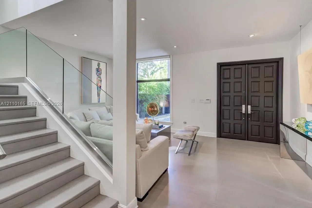 2624 Lincoln Ave # 2624, Miami FL 33133