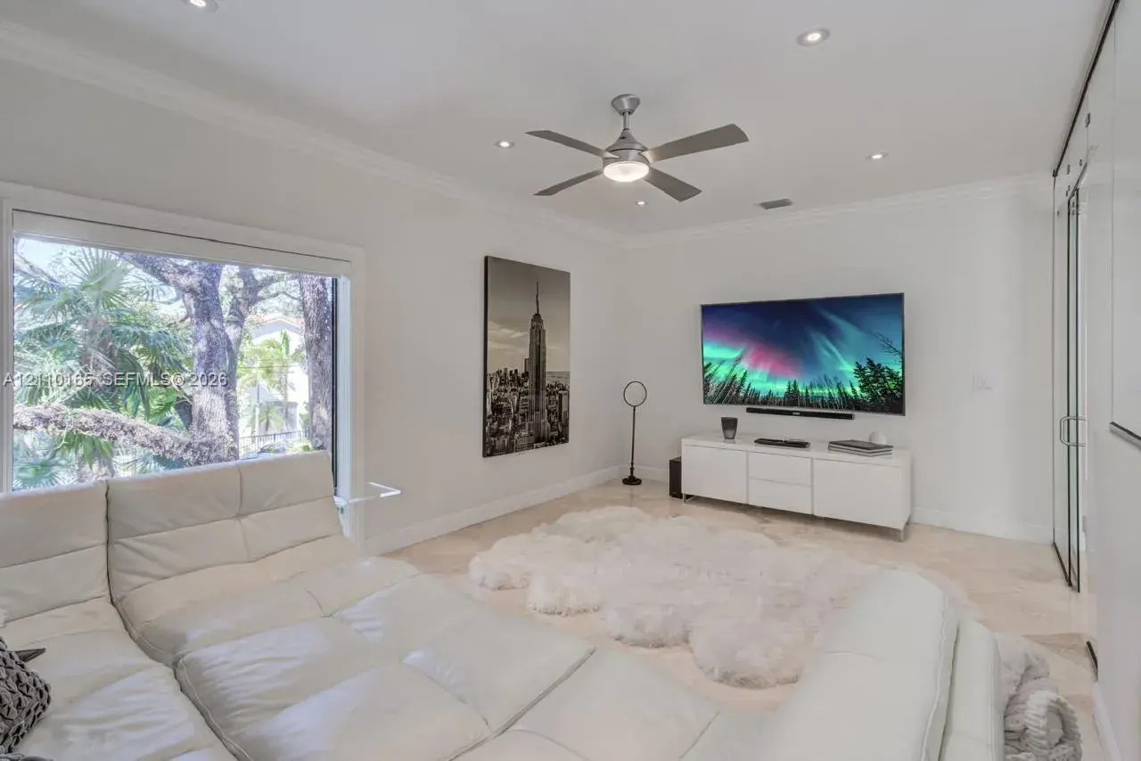 2624 Lincoln Ave # 2624, Miami FL 33133