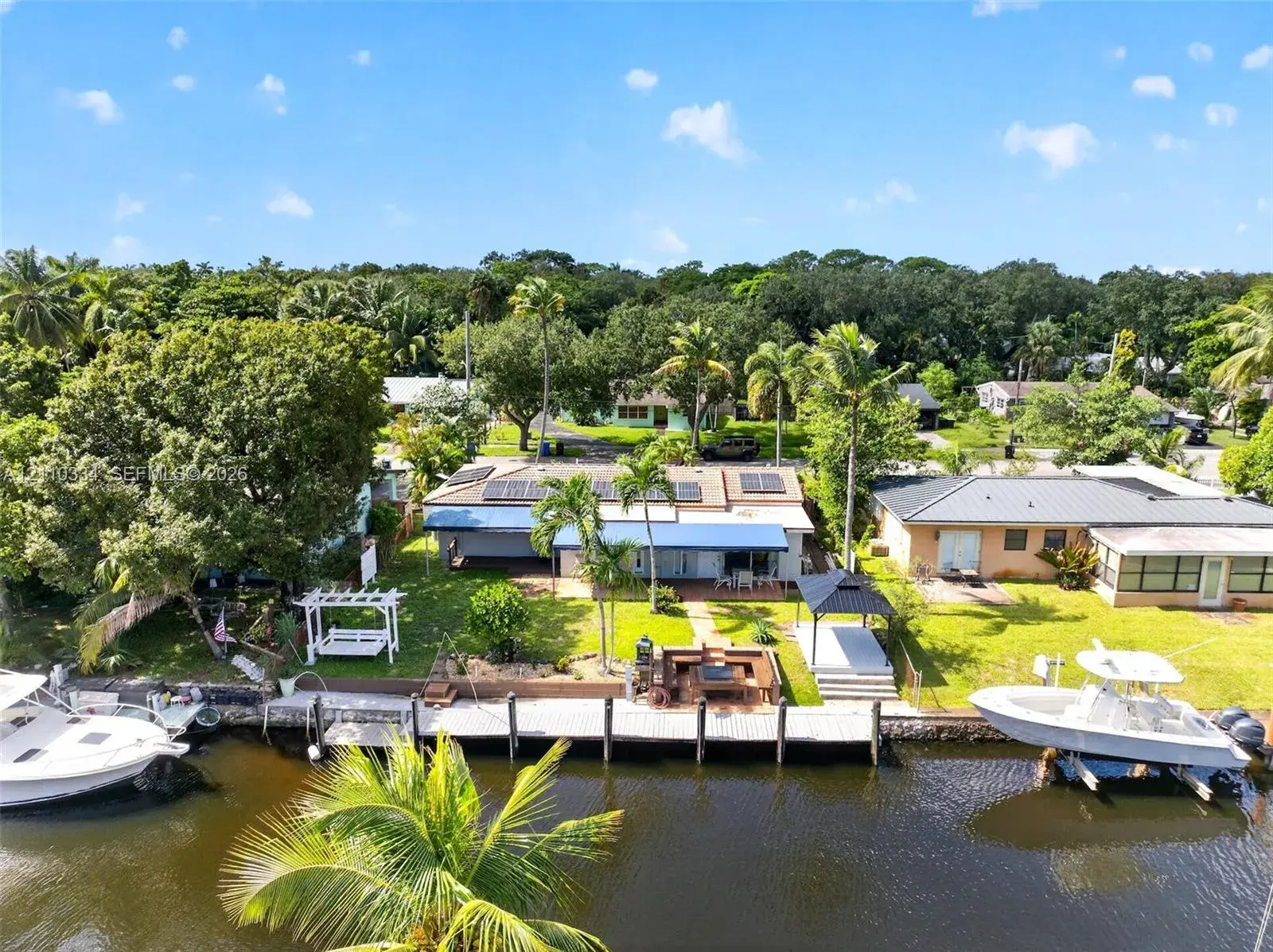 3 bedroom 3 bath Residential for sale at 2100 SW 23rd Ter, Fort Lauderdale FL 33312