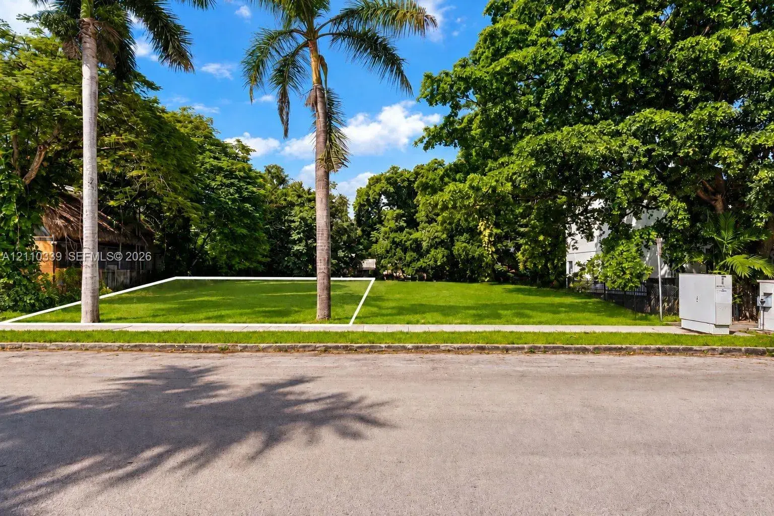 1010 NW 9th Ct, Miami FL 33136