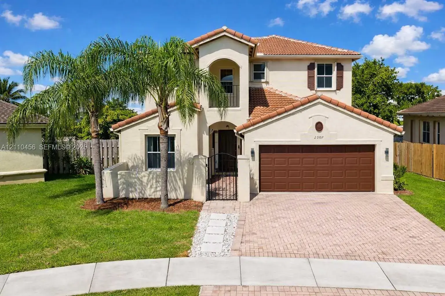 5 bedroom 3 bath Residential for sale at 2007 NE 6th Ct, Homestead FL 33033