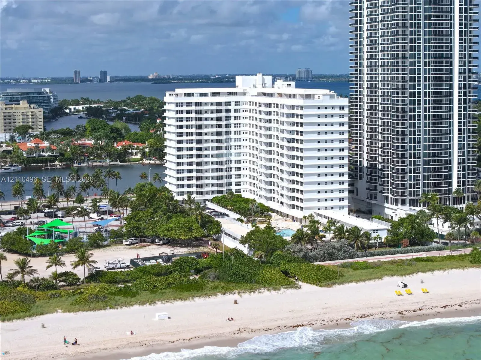 2 bedroom 2 bath Residential for sale at 4747 Collins Ave # 306, Miami Beach FL 33140