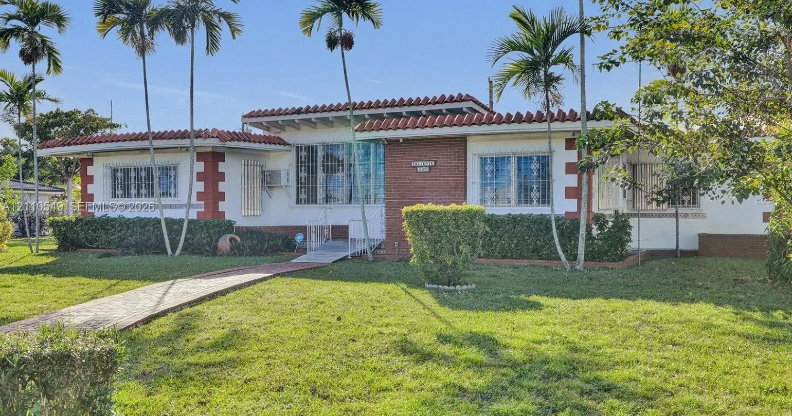 3 bedroom 2 bath Residential for sale at 500 SW 39th Ct, Miami FL 33134