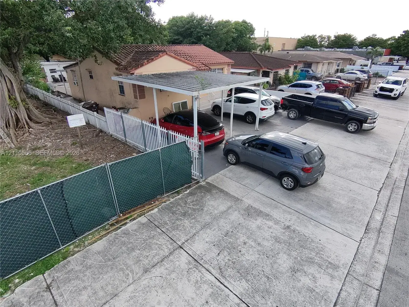 50 E 14th St, Hialeah FL 33010