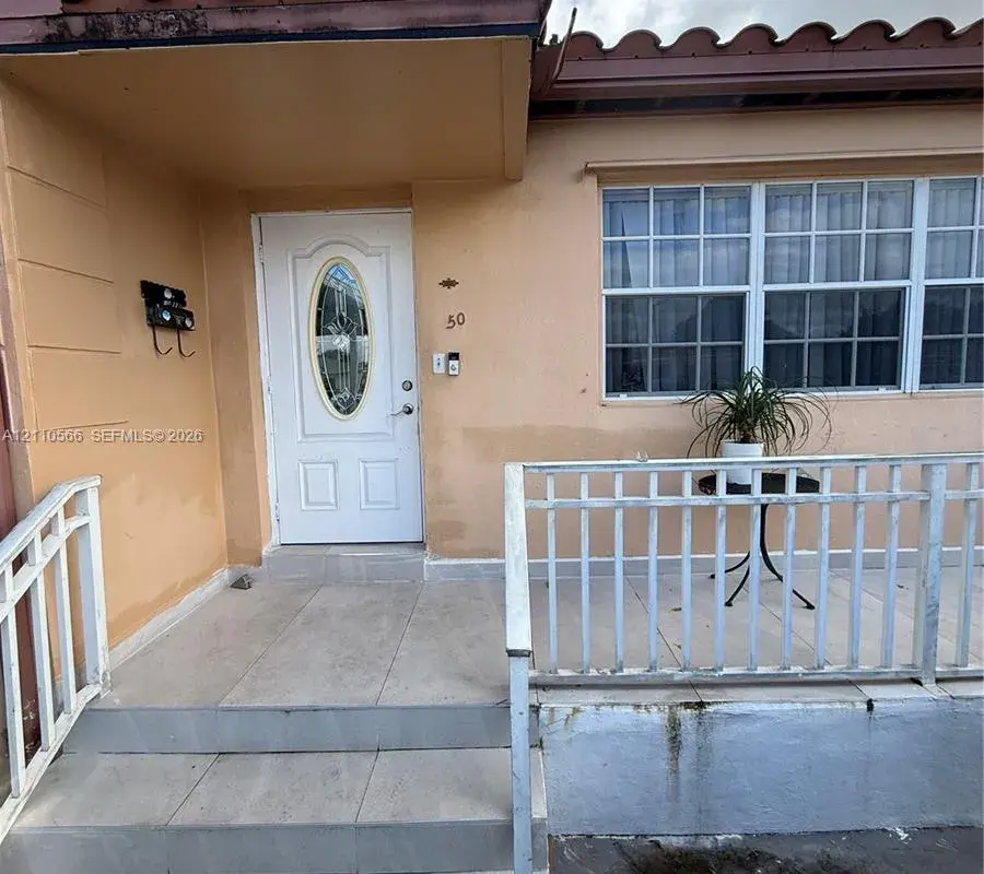 50 E 14th St, Hialeah FL 33010