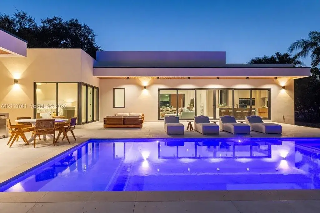 5 bedroom 6 bath Residential for sale at 9445 SW 73rd Ave, Pinecrest FL 33156