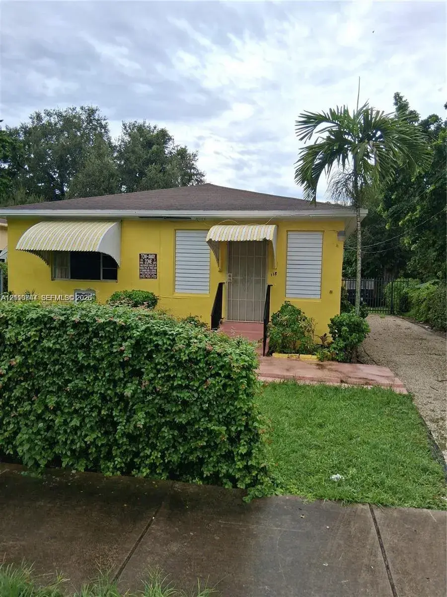 3 bedroom 2 bath Residential for sale at 118 NE 118th St, Miami FL 33161