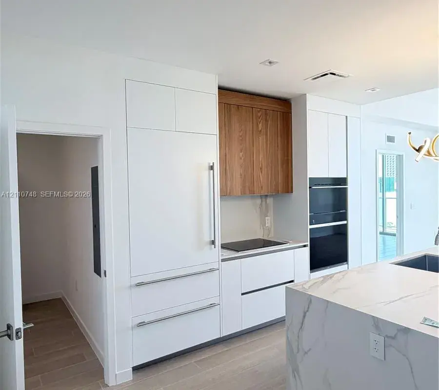 1400 Biscayne BLVD # 809, Miami FL 33132