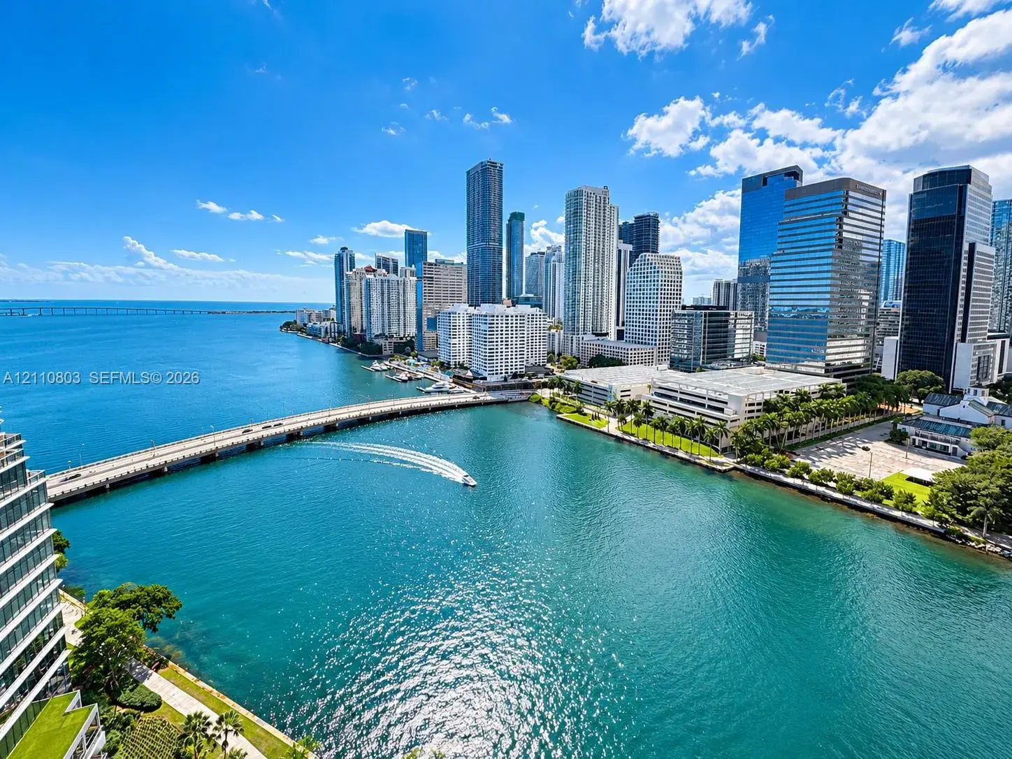 3 bedroom 2 bath Residential for sale at 701 Brickell Key Blvd # 2412, Miami FL 33131