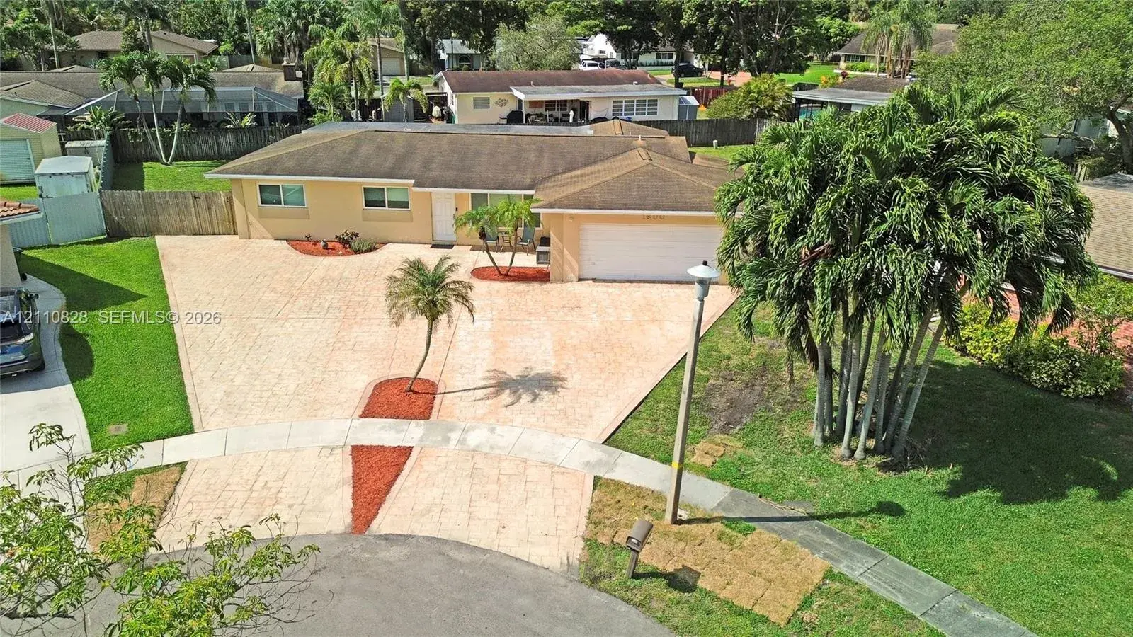 1600 NW 120th Ave, Pembroke Pines FL 33026
