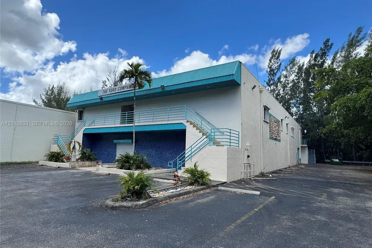1950 NW 94th Ave, Doral FL 33172