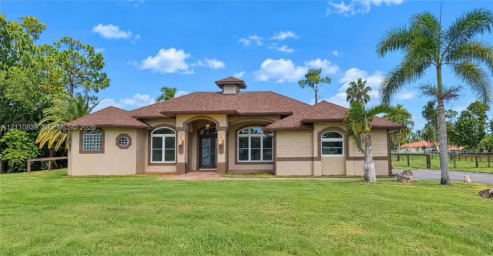 6 bedroom 4 bath Residential for sale at 12795 N 79th Ct N, West Palm Beach FL 33412