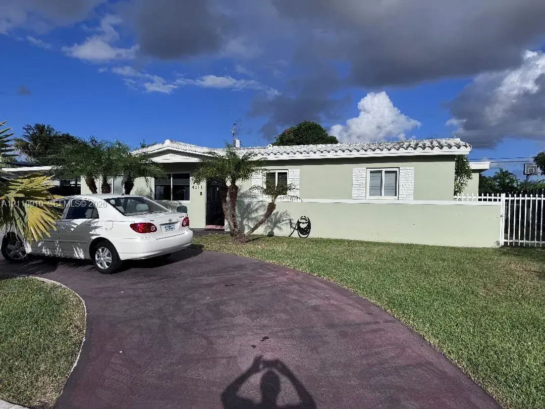 4 bedroom 2 bath Residential for sale at 4311 SW 97th Pl, Miami FL 33165