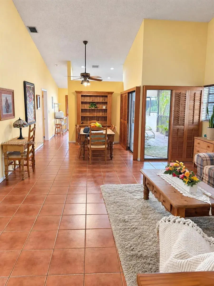 3530 Magellan Cir # 618, Aventura FL 33180