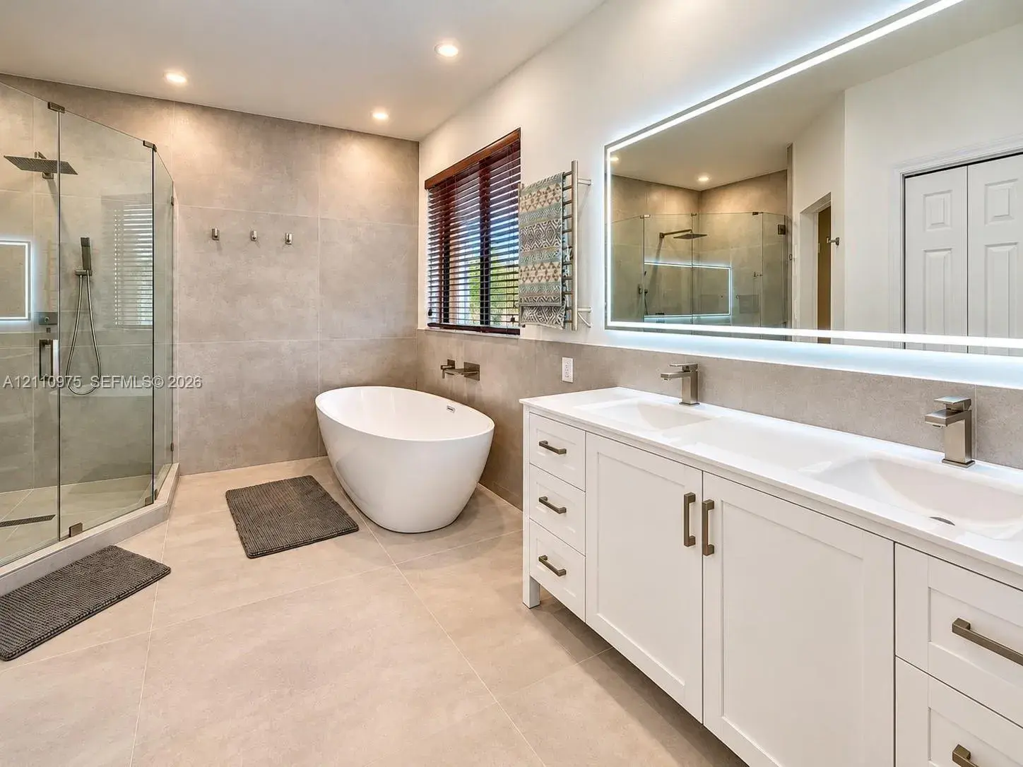 2030 NW 99th Ter, Pembroke Pines FL 33024