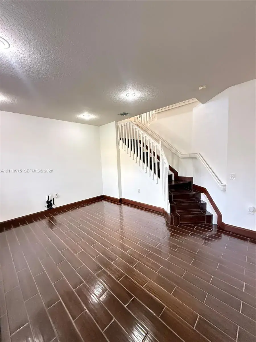 2030 NW 99th Ter, Pembroke Pines FL 33024