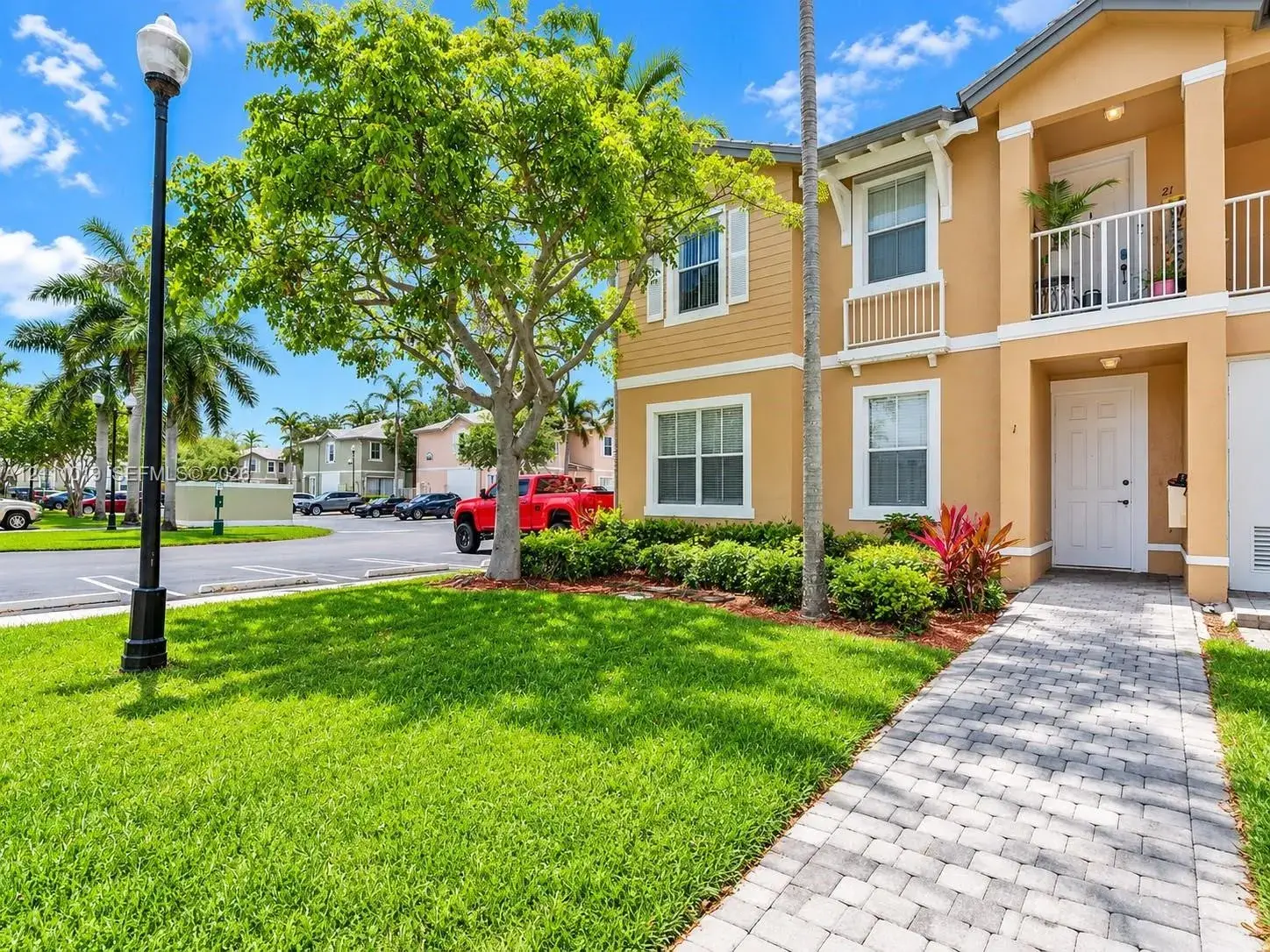 3 bedroom 2 bath Residential for sale at 230 SE 29th Ave # 1, Homestead FL 33033