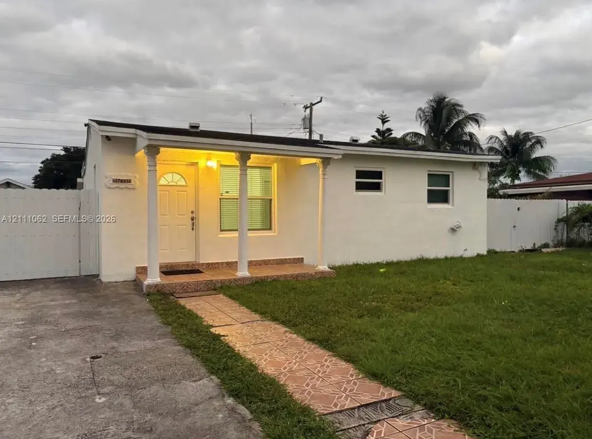 3 bedroom 1 bath Residential for sale at 17631 32nd Ct, Miami Gardens FL 33056