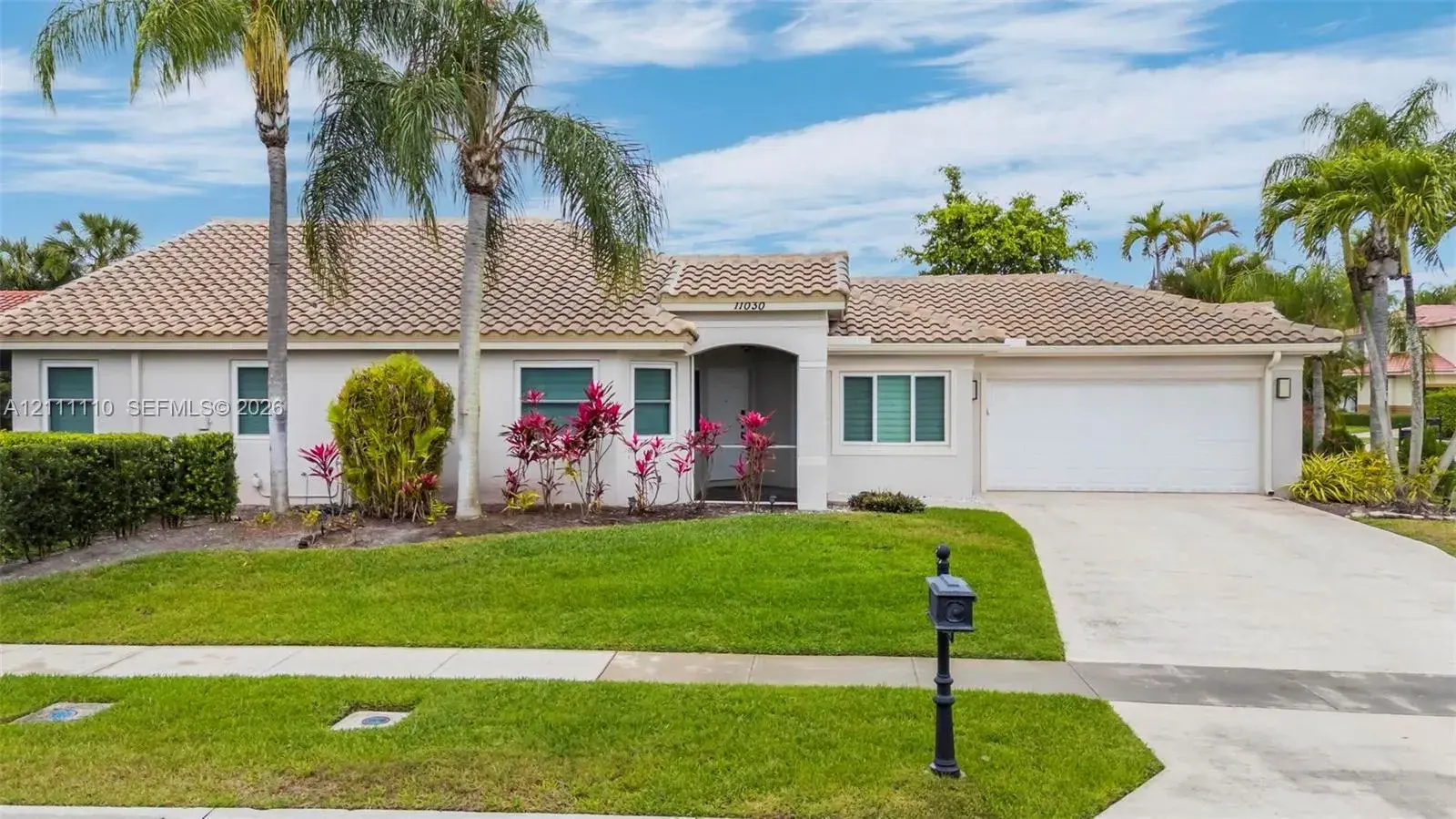 3 bedroom 2 bath Residential for sale at 11030 Harbour Springs Cir, Boca Raton FL 33428