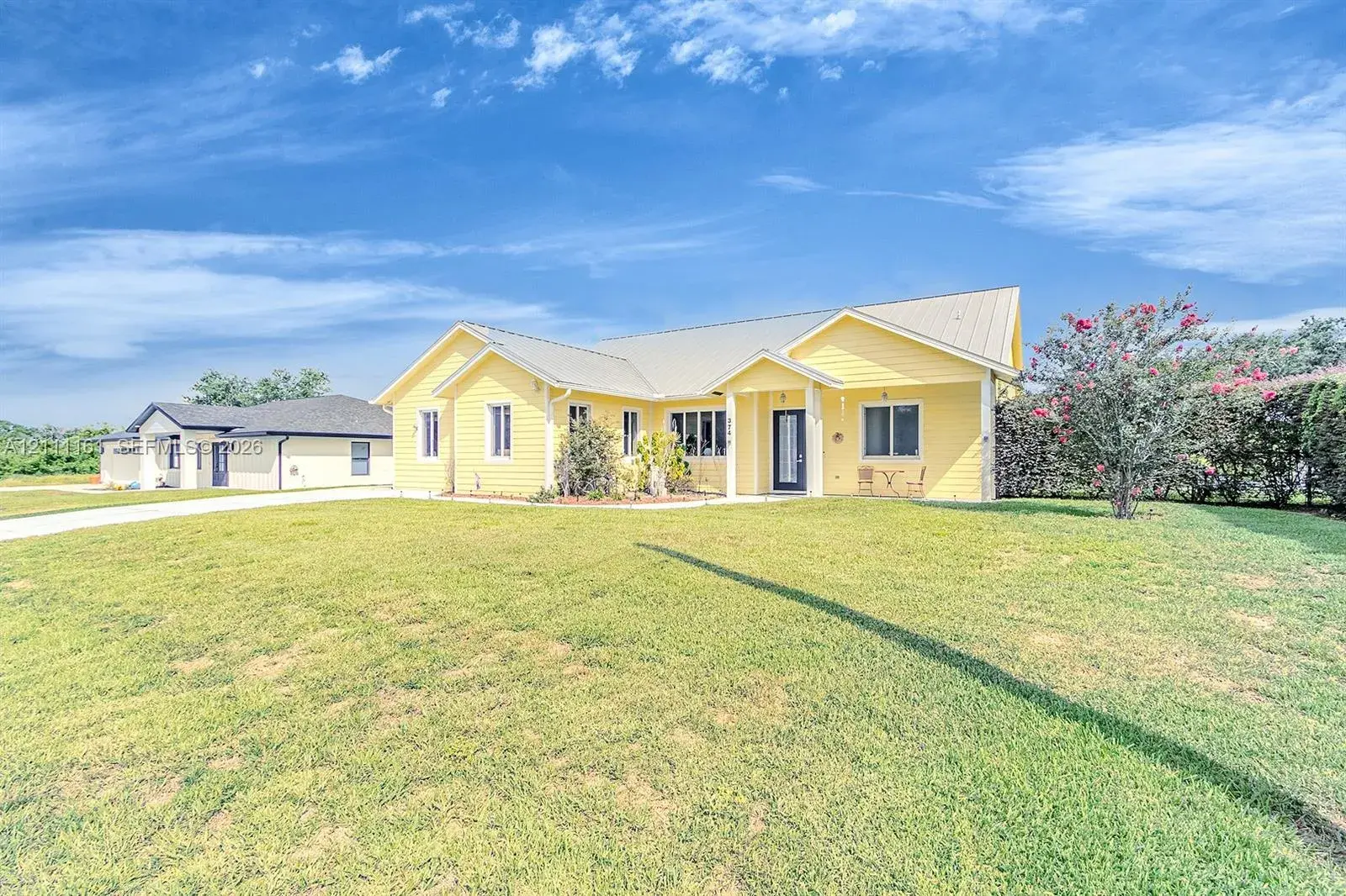 374 Parker St NE, Lake Placid FL 33852