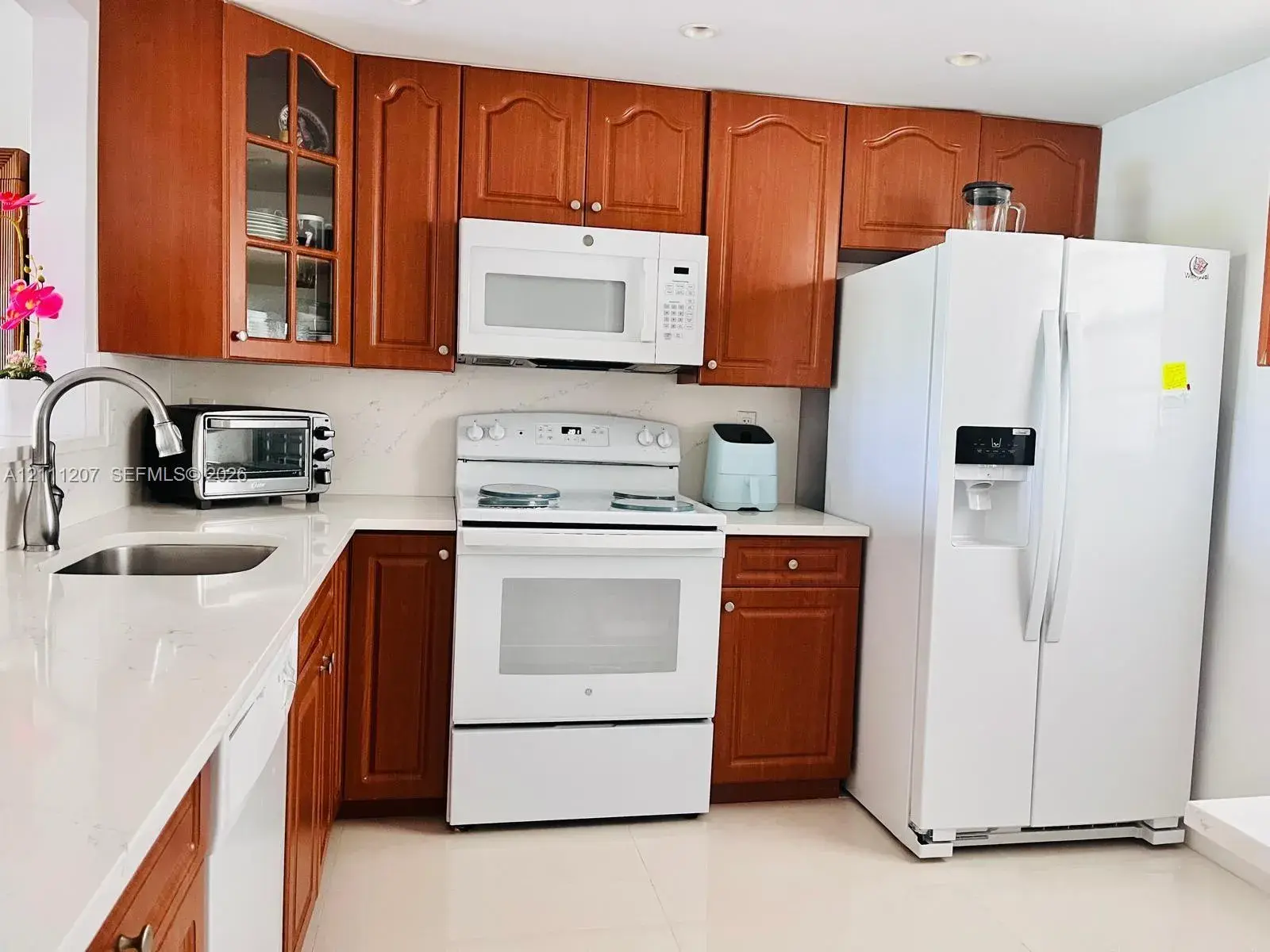 2 bedroom 2 bath Residential for sale at 3955 N Nob Hill Rd # 508, Sunrise FL 33351