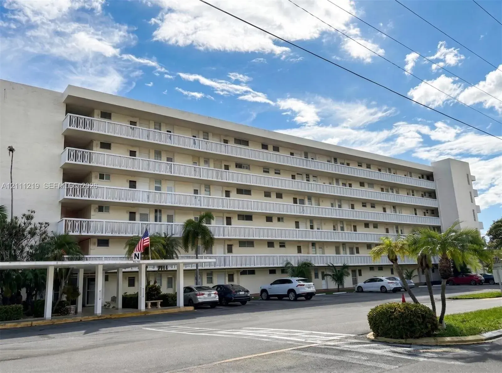 2920 Point East Dr # N311, Aventura FL 33160