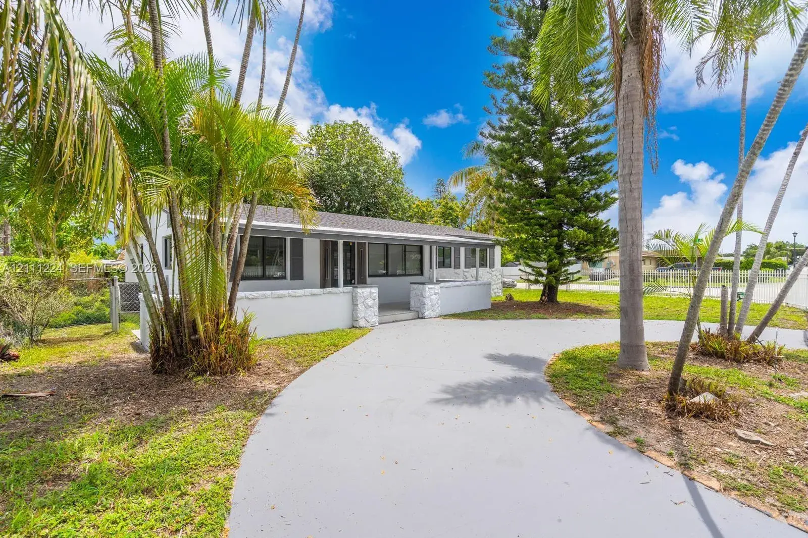 4 bedroom 2 bath Residential for sale at 1041 NW 199th St, Miami Gardens FL 33169