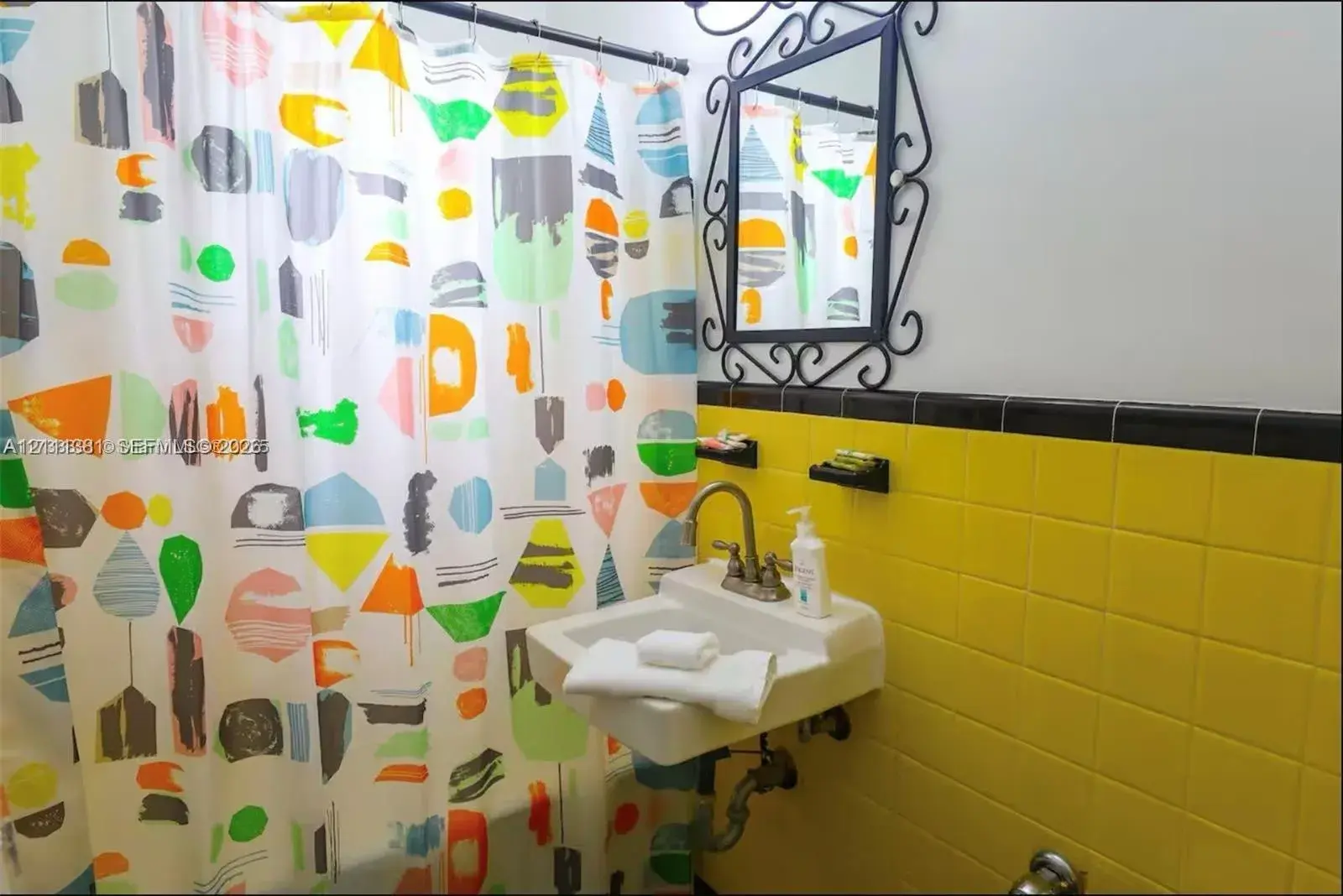 3710 Collins Ave # 206, Miami Beach FL 33140