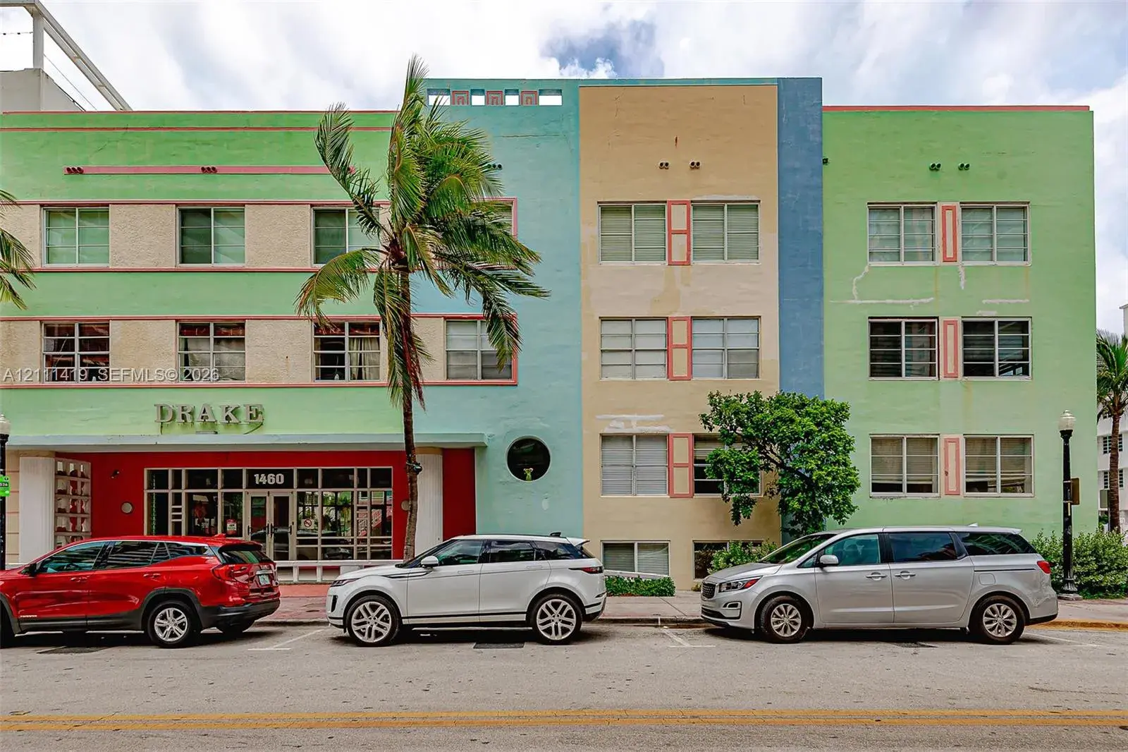 2 bedroom 2 bath Residential for sale at 1460 Ocean Dr # 307, Miami Beach FL 33139