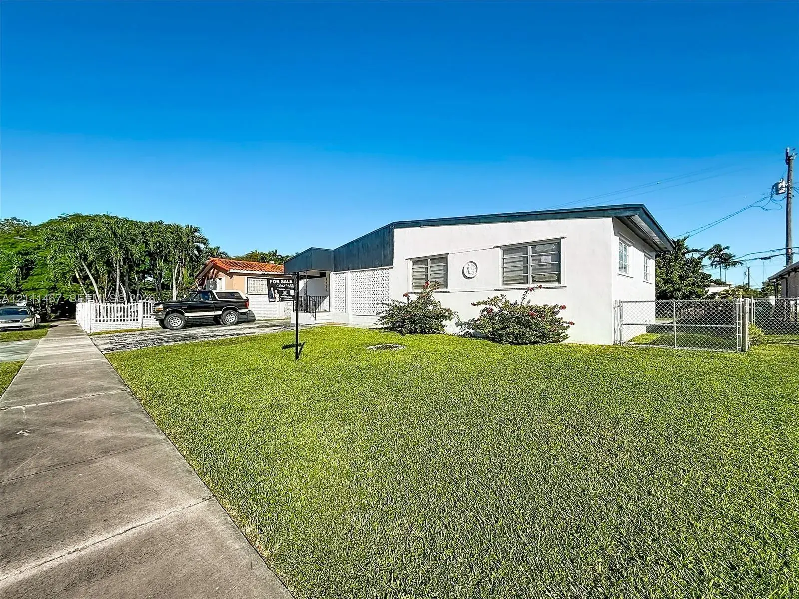 8451 SW 35th Ter, Miami FL 33155