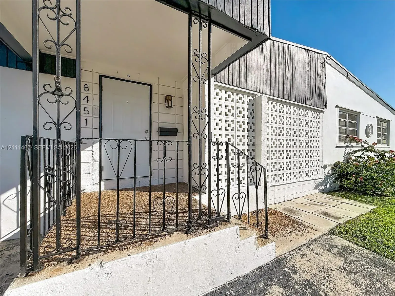 8451 SW 35th Ter, Miami FL 33155