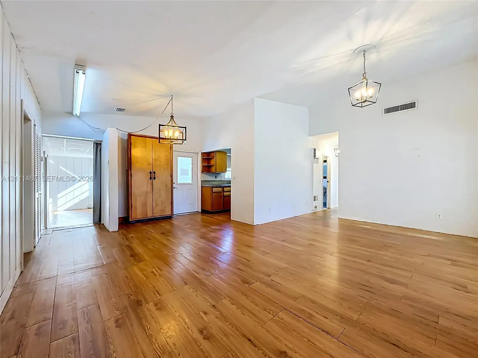 8451 SW 35th Ter, Miami FL 33155