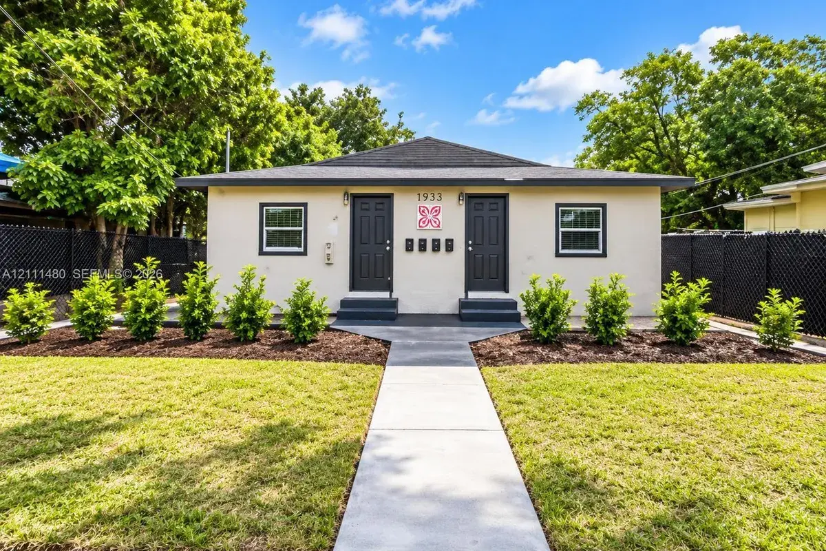 1126 NW 58th Ter, Miami FL 33127