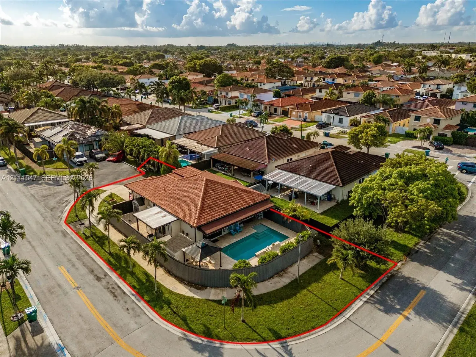 20016 NW 81st Path, Hialeah FL 33015