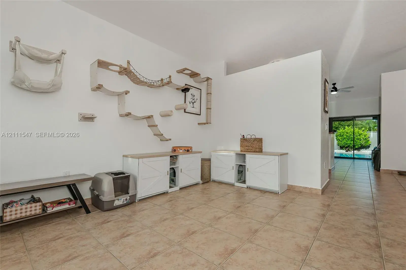 20016 NW 81st Path, Hialeah FL 33015
