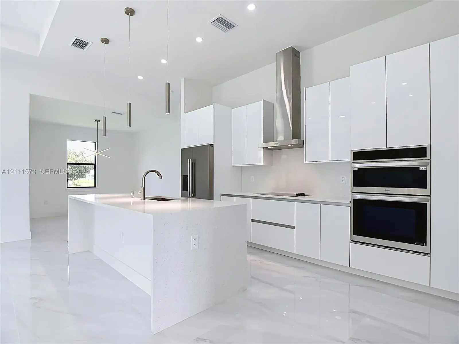 3813 SW 26th Street, Lehigh Acres FL 33976