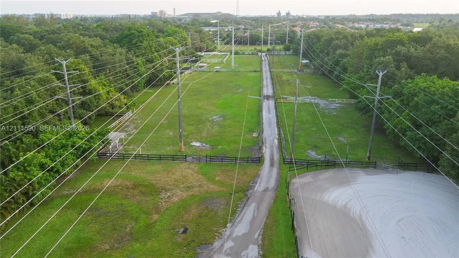 5501 Woodland Ln, Dania Beach FL 33312