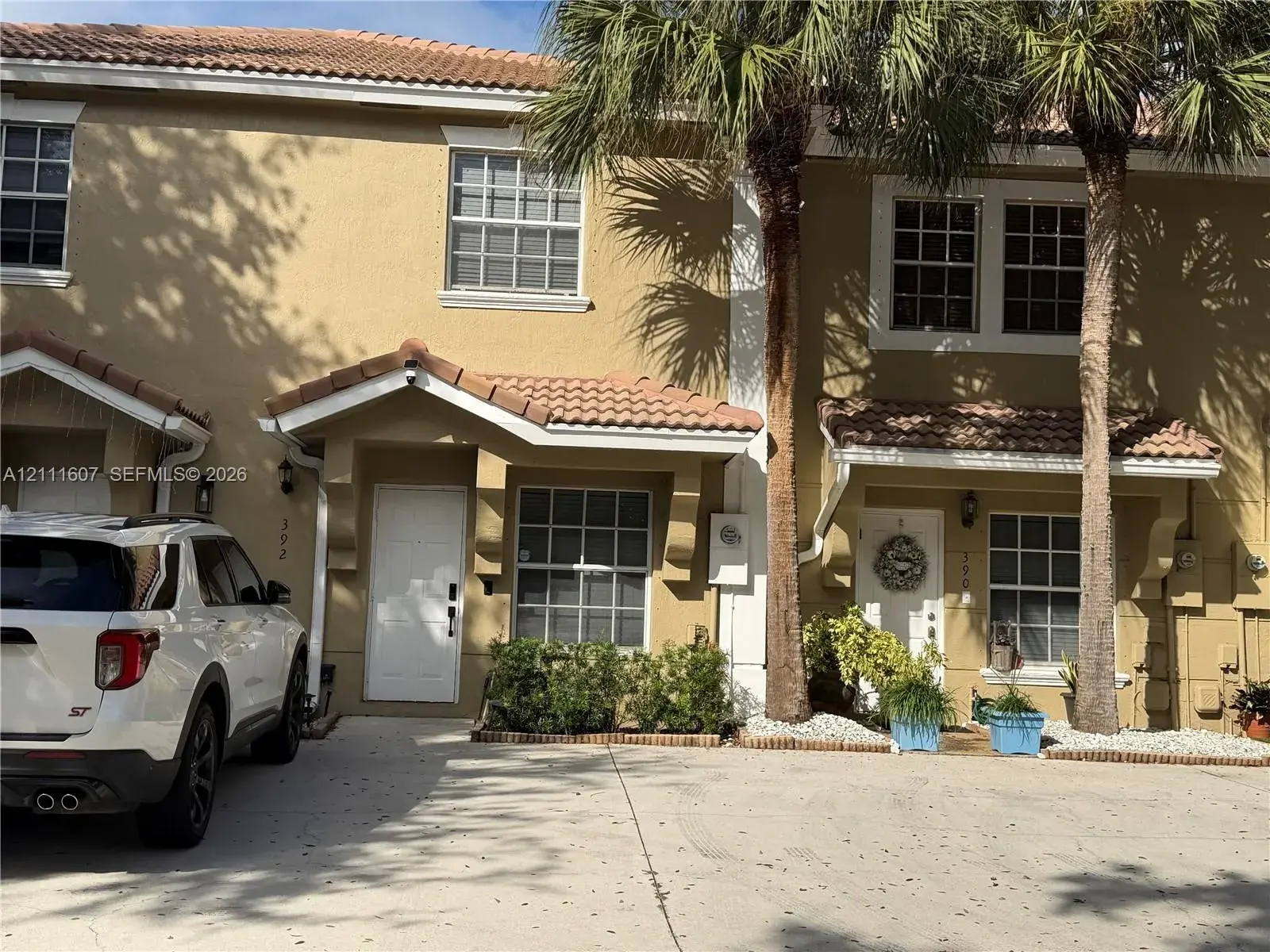 392 SW 122nd Ave, Pembroke Pines FL 33025