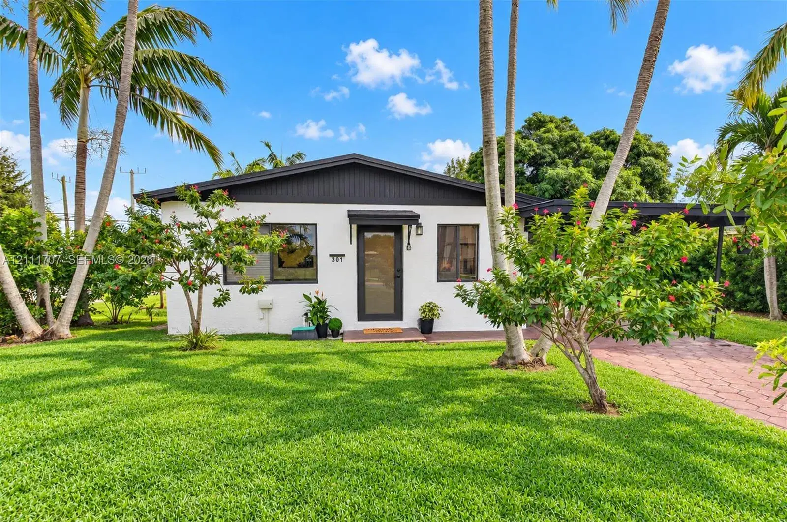 301 SW 12th Ave, Delray Beach FL 33444