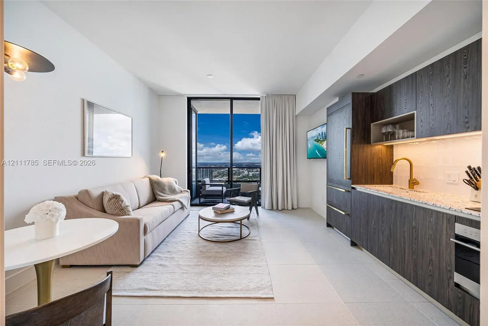 1 bedroom 1 bath Residential for sale at 159 NE 6th St # 4803, Miami FL 33132