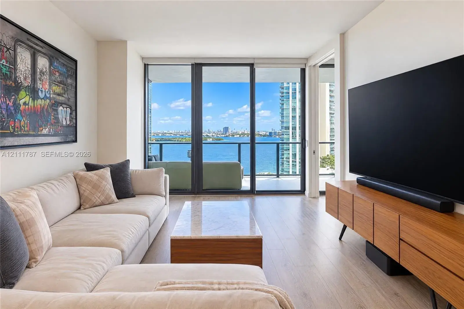 650 NE 32nd St # 1804, Miami FL 33137