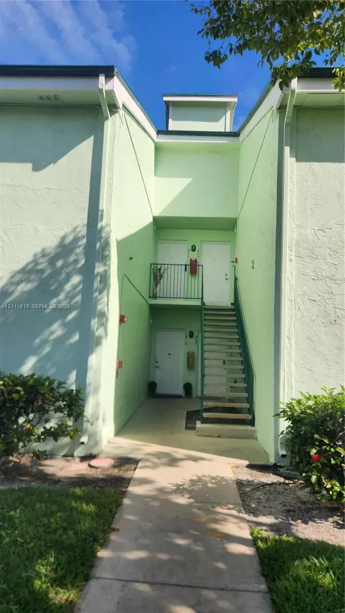 2 bedroom 2 bath Residential for sale at 4086 N Pine Island Rd # 510, Sunrise FL 33351