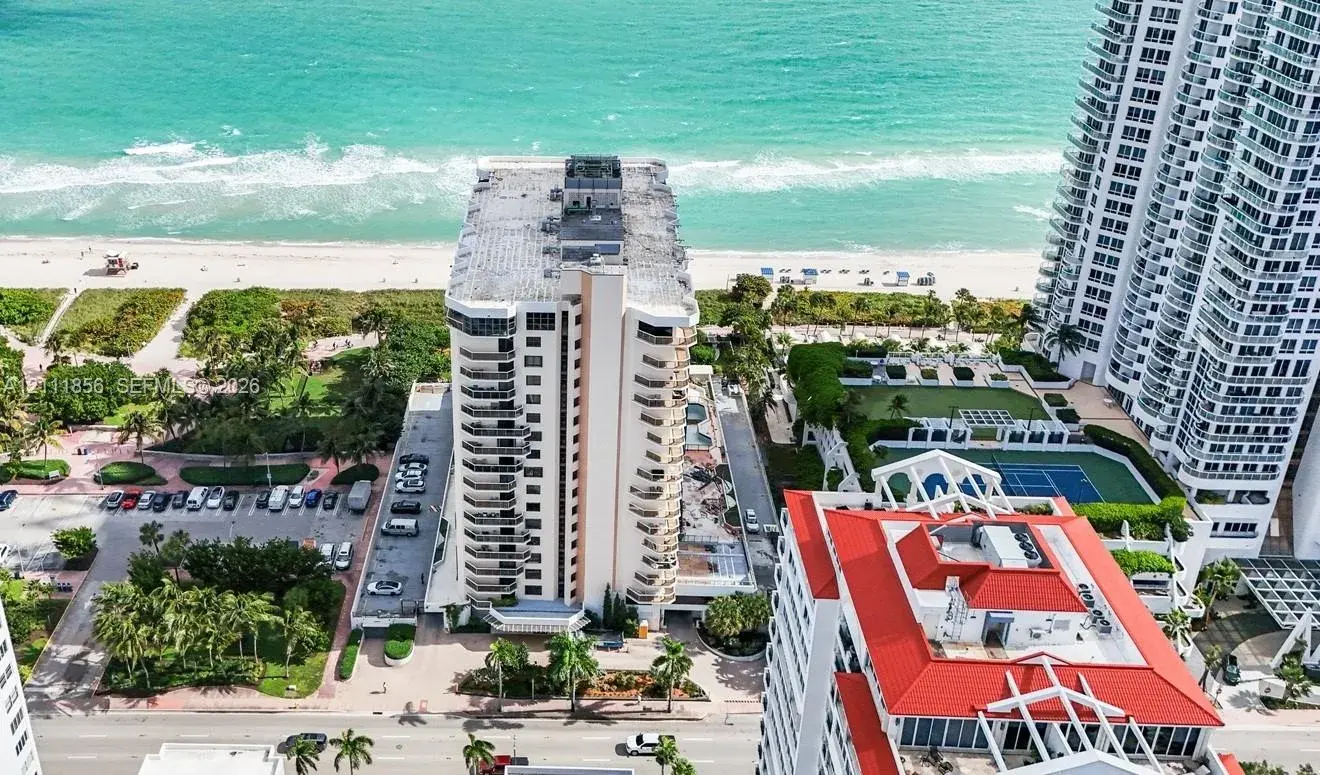1 bedroom 2 bath Residential for sale at 6423 Collins Ave # 1602, Miami Beach FL 33141