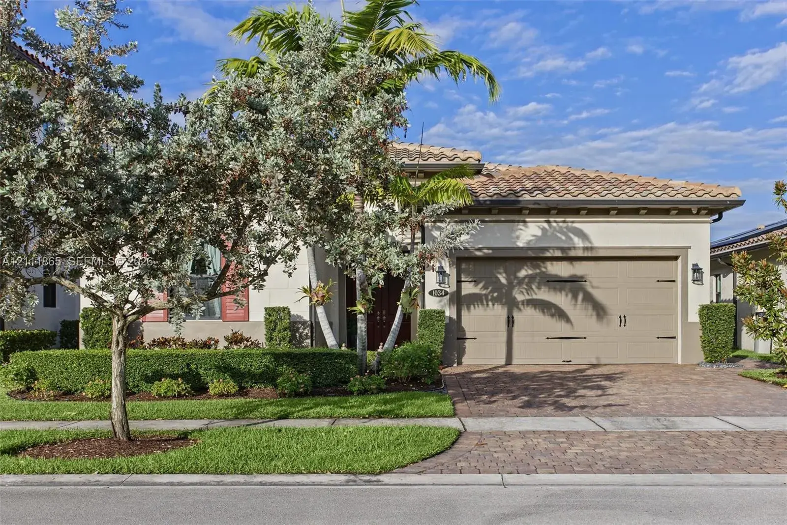 1034 SW 113th Ave, Pembroke Pines FL 33025